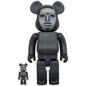 400 % und 100 % Bearbrick-Set – Squid Game (Frontman)