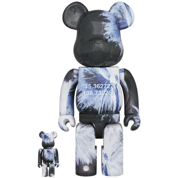 400 % und 100 % Bearbrick-Set – Fuji-Übersicht (Benjamin Grant)