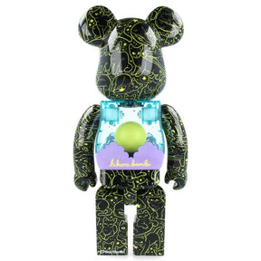 400 % Bearbrick – Katze im Nachthimmel (Hikari Bambi)