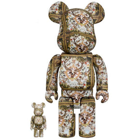 400 % und 100 % Bearbrick-Set – Viel verliebt (Yuuki Ogura)