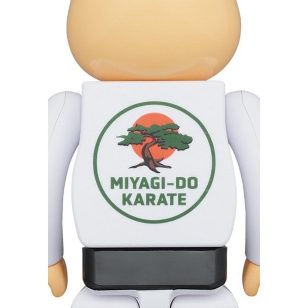 400 % Bearbrick – Cobra Kai (Miyagi-Do Karate)