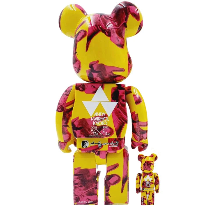 400 % und 100 % Bearbrick-Set – Andy Warhol (Kuh-Tapete)