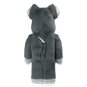400 % Bearbrick – Tom (Kostümversion)
