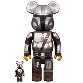 400% &amp; 100% Bearbrick - The Mandalorian Chrome ed. (BWWT3)
